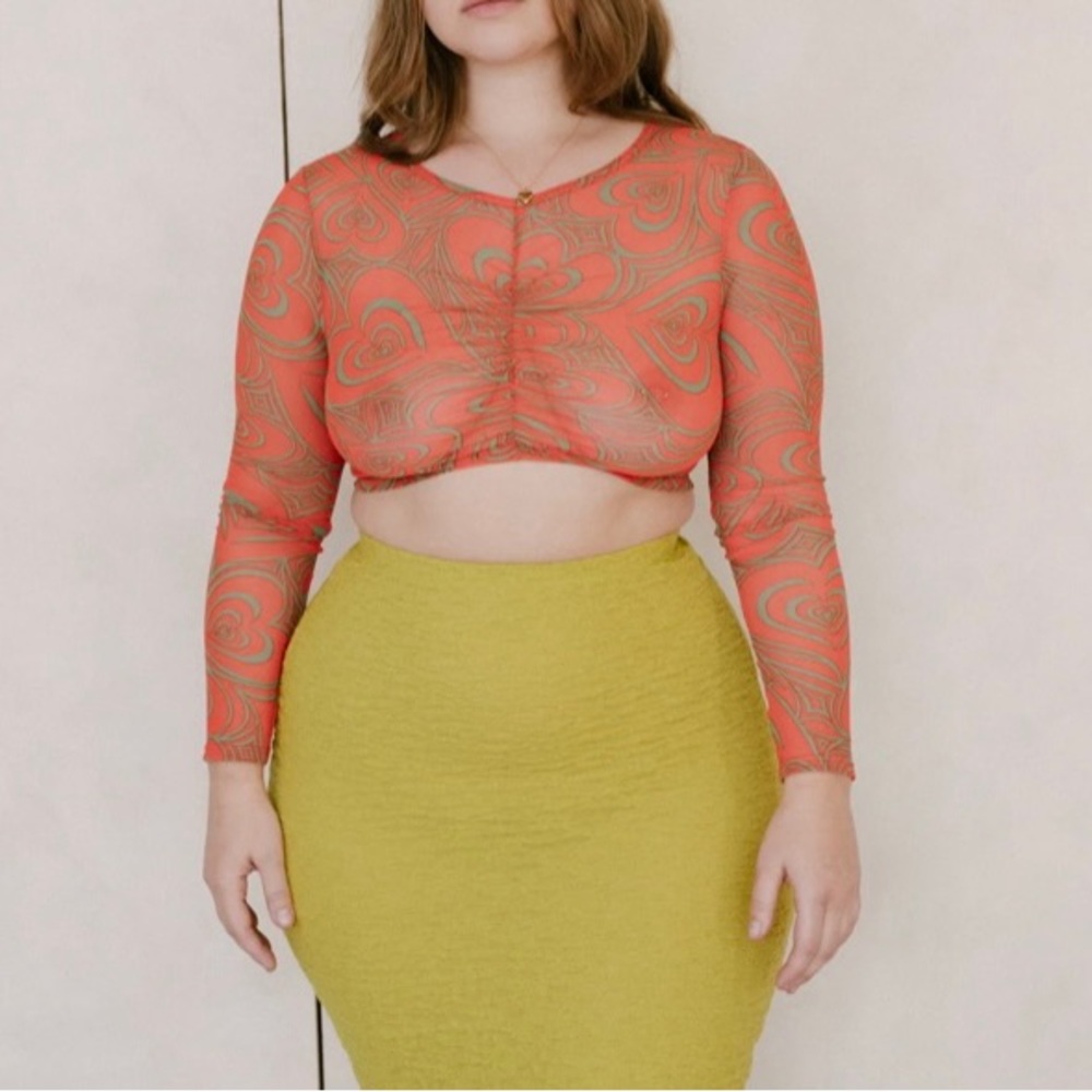 SOLD LSG Elenor Crop Top - Picture 4 of 6